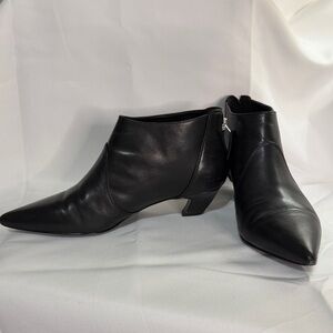 Nine West Black Pointed-Toe Leather Ankle Booties